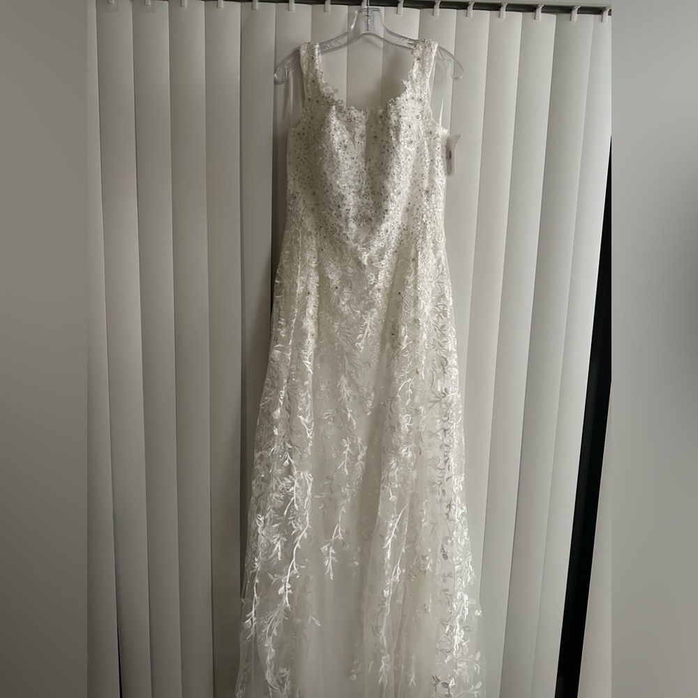BRAND NEW dress/ gown.